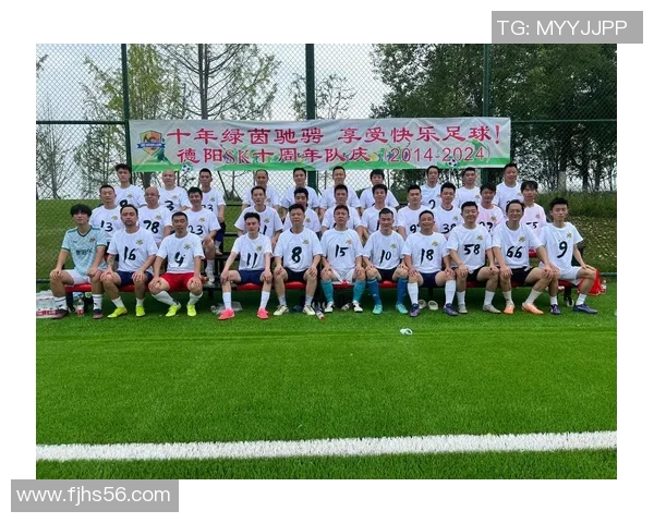 学生们热议足球明星名字背后的故事与成就分享