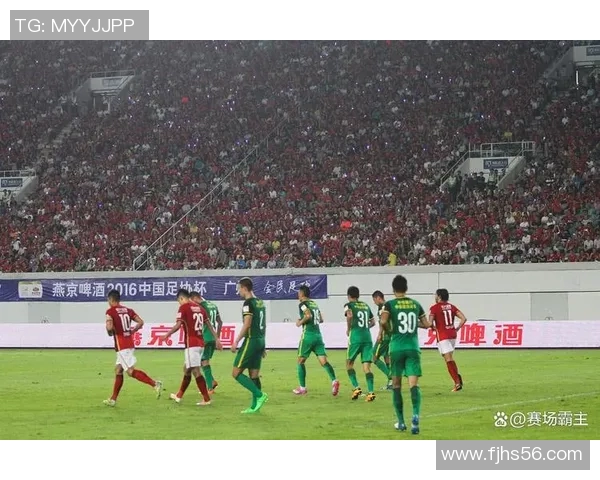 足球明星跨界挑战拍摄GV作品引发热议球迷反应不一