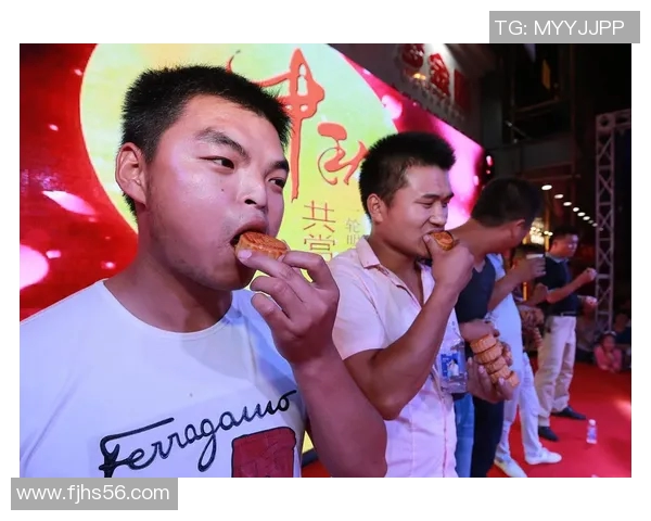 足球明星们欢庆端午节吃粽子精彩瞬间大集合图片大全分享 足球明星们欢庆端午节吃粽子精彩瞬间大集合图片大全分享